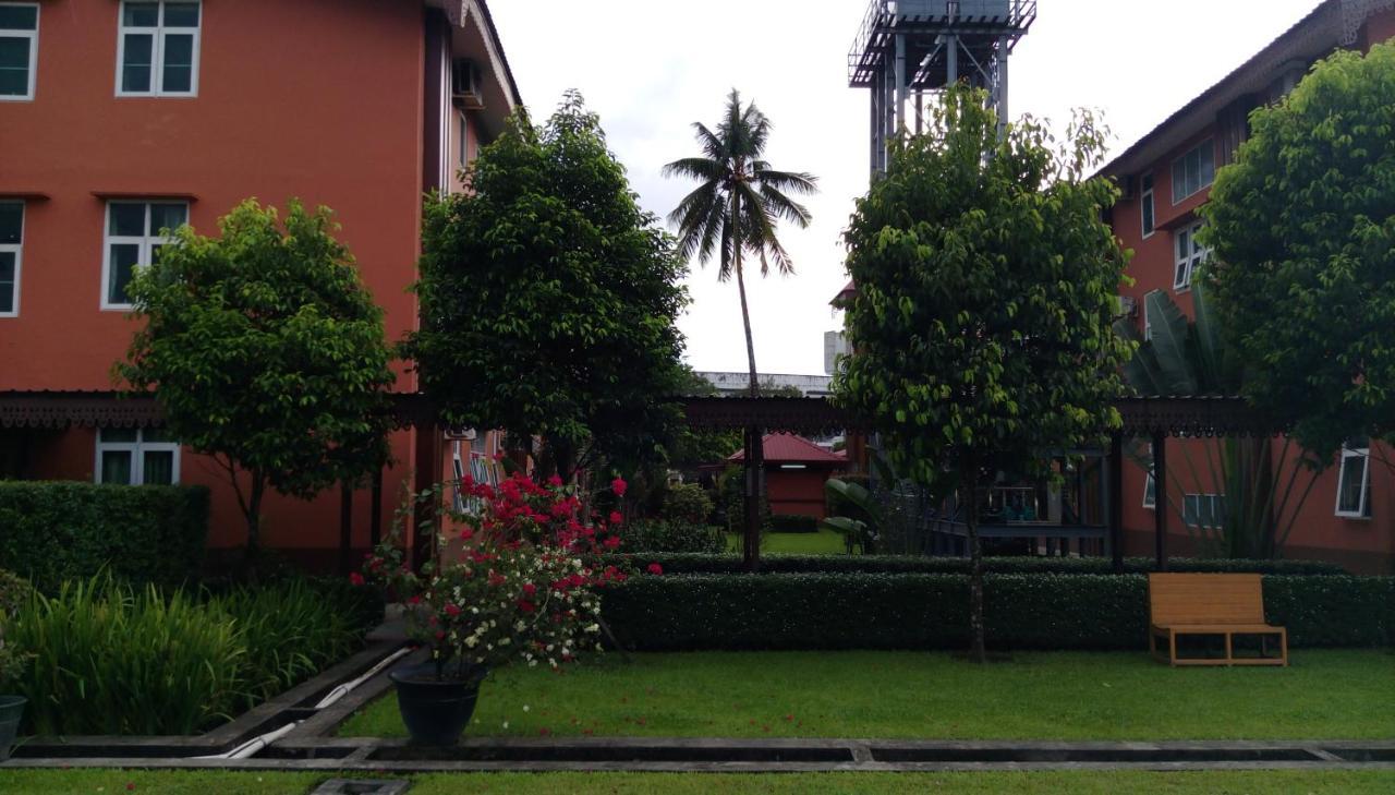 Myanmar Sport Hotel Yangon Ngoại thất bức ảnh